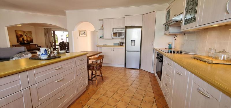 4 Bedroom Property for Sale in Country Club Western Cape